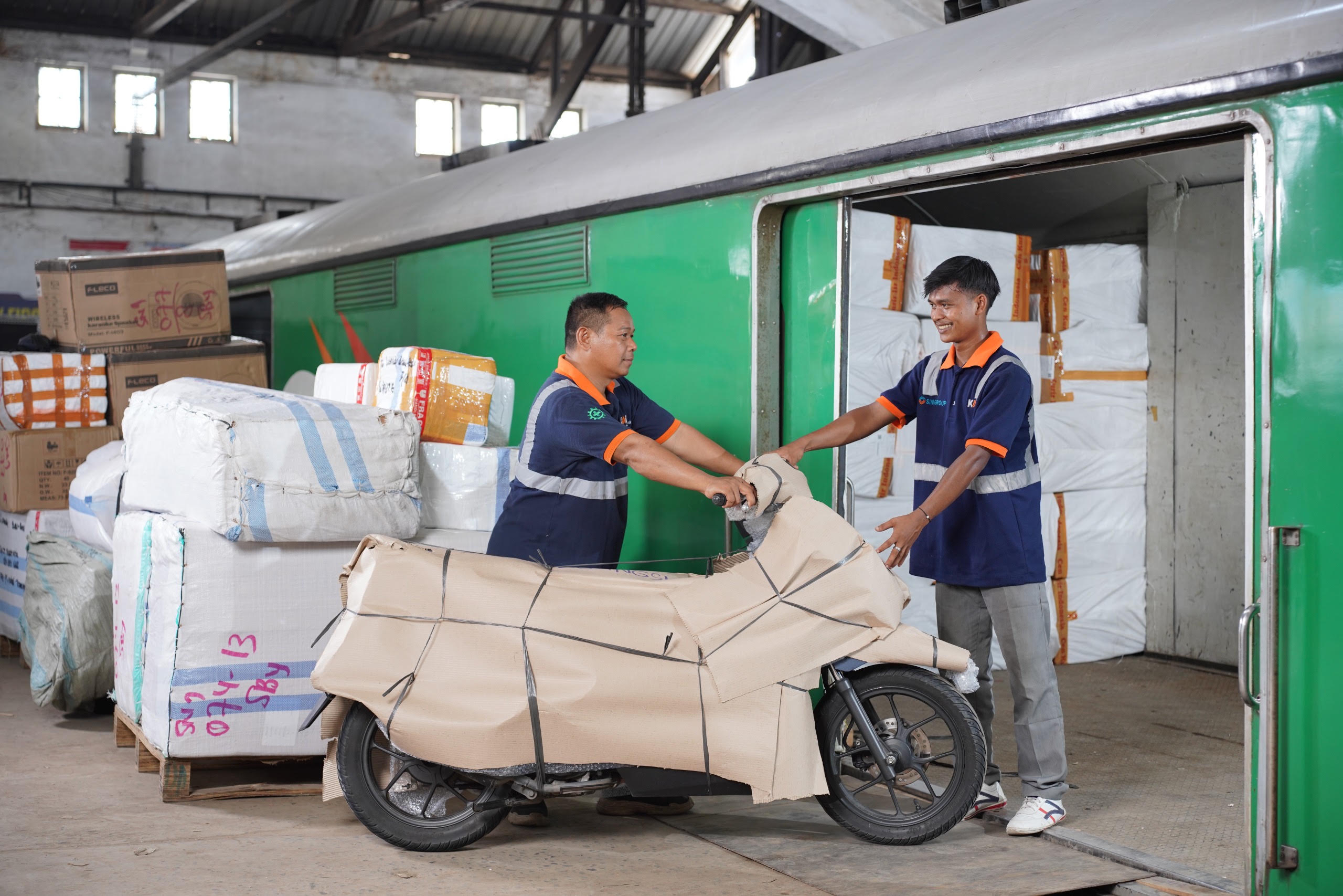 KAI Logistik Layani 2 Juta Angkutan Ritel Hingga Juli