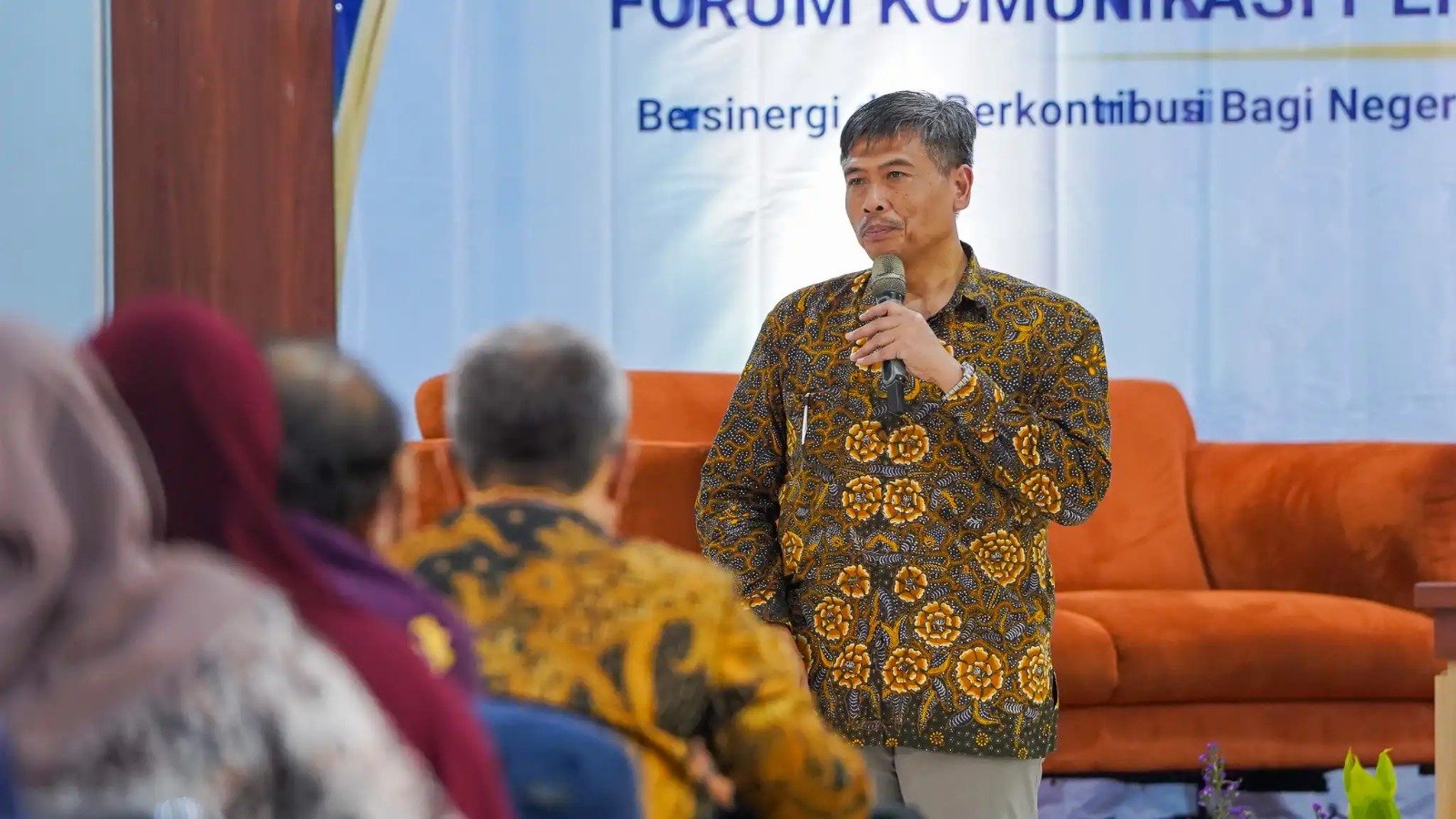 OJK Terbitkan Dua POJK untuk Awasi BMKS