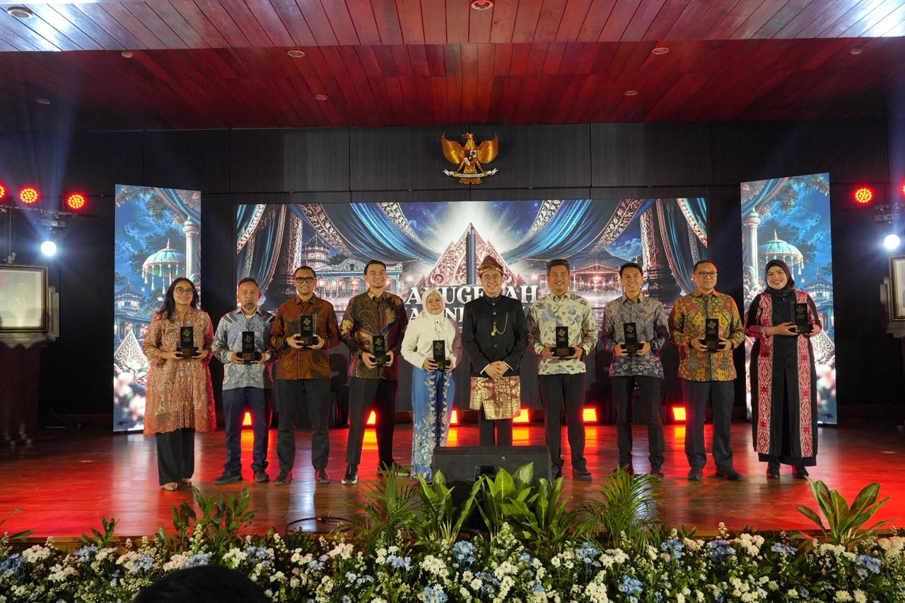 KAI Logistik Sabet 4 Penghargaan di Ajang Anugerah Humas Indonesia 2026