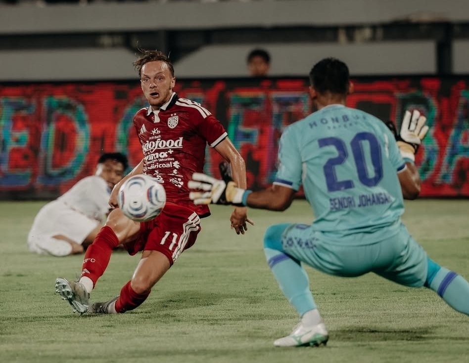 Bali United dan Persija Pesta Gol, Arema Tertahan di Kandang