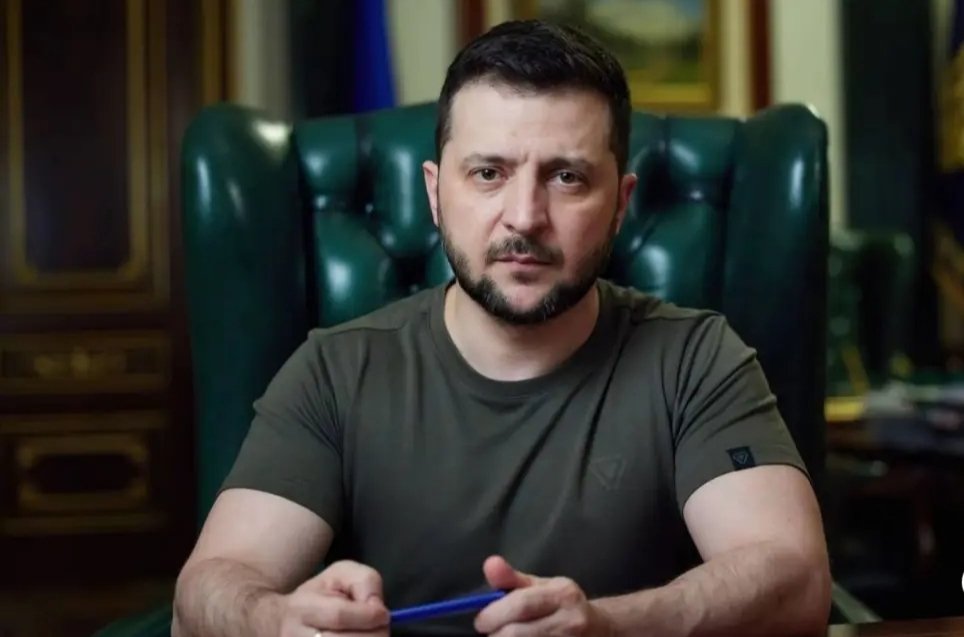Zelensky Tampik Desakan Trump Agar Mengundurkan Diri