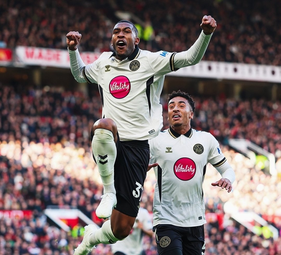 MU Dipermak Bournemouth di Old Trafford, Liverpool Menang di Anfield